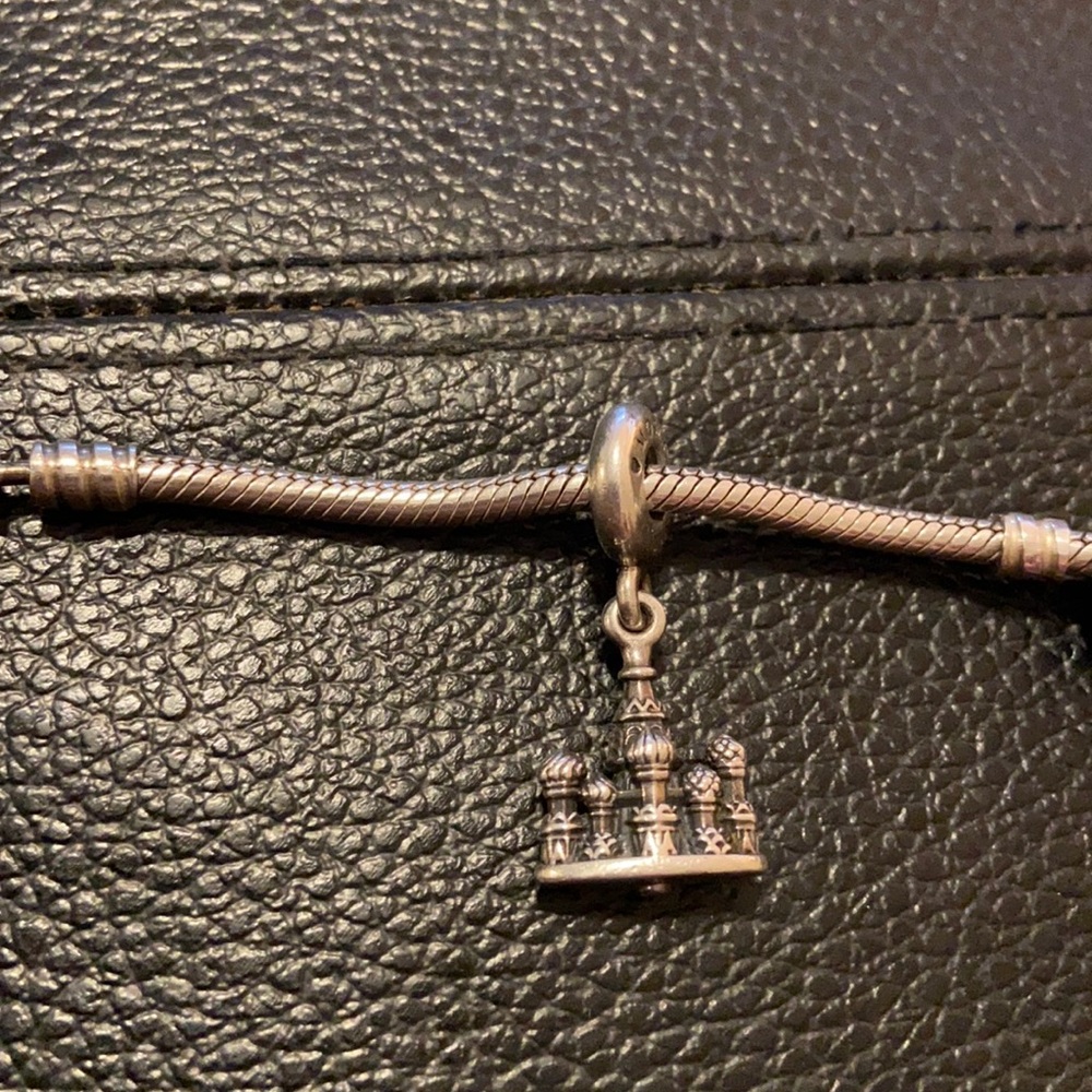 Rare! Pandora Moscow charm, silver, .925, good condition (charm only)
